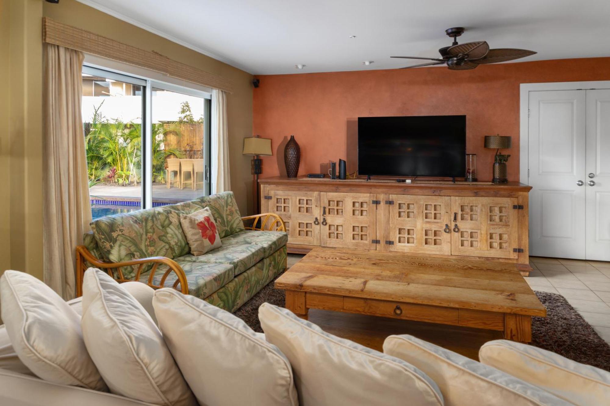 Plumeria Suite, 2-Bedrooms, Sleeps 6, Pool & Bbq, Pre-Renovation Summer Sale Kihei Exterior photo