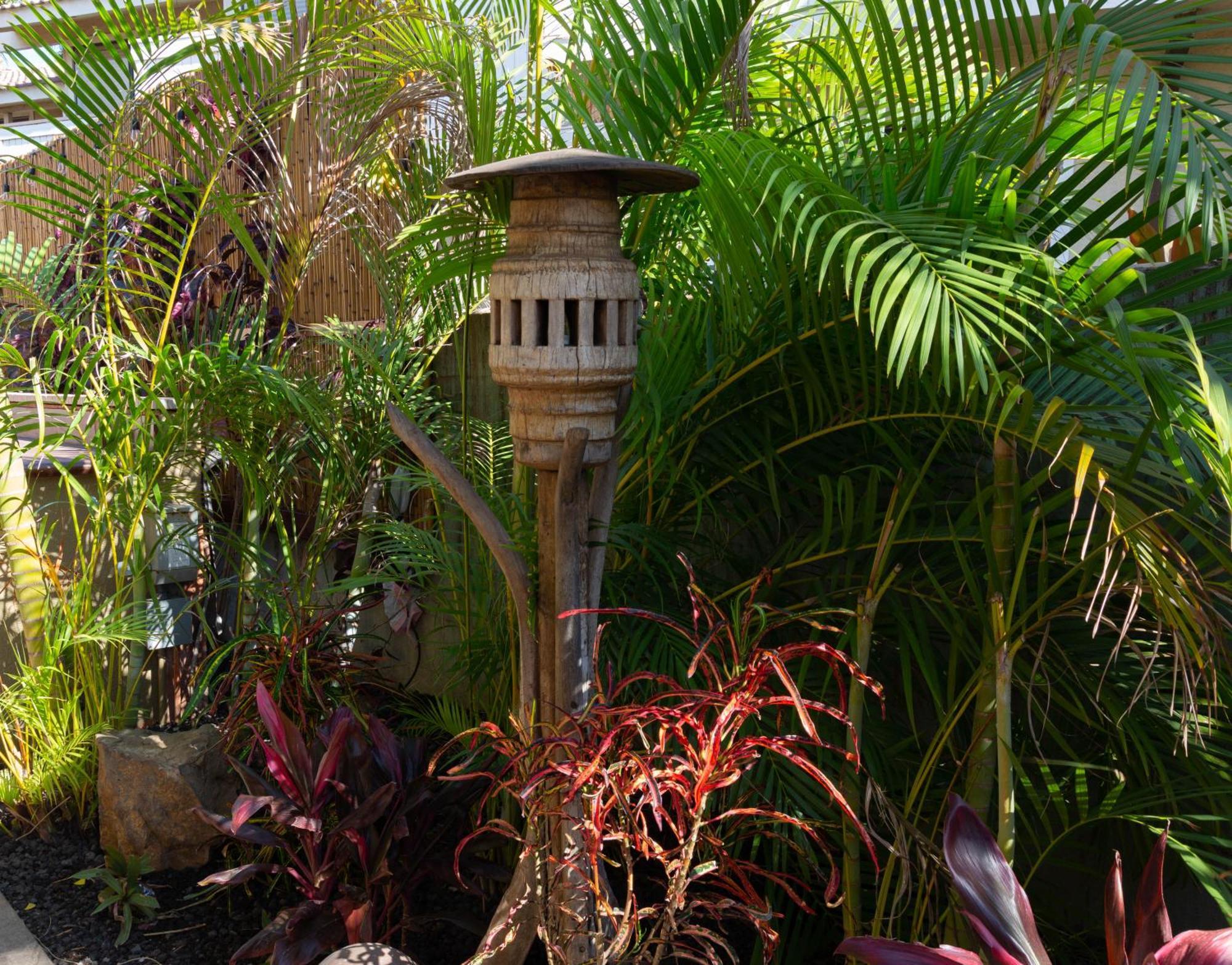 Plumeria Suite, 2-Bedrooms, Sleeps 6, Pool & Bbq, Pre-Renovation Summer Sale Kihei Exterior photo